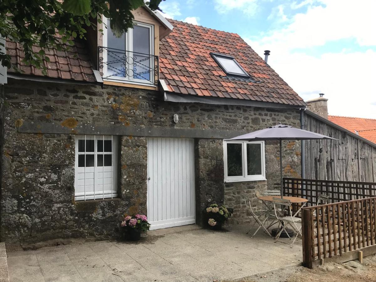 Ferme De Noyes Cottage Sourdeval المظهر الخارجي الصورة
