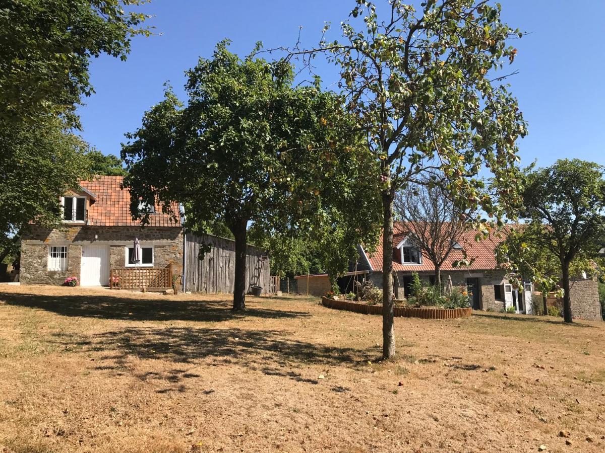 Ferme De Noyes Cottage Sourdeval المظهر الخارجي الصورة