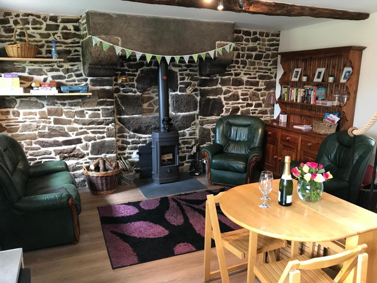 Ferme De Noyes Cottage Sourdeval المظهر الخارجي الصورة